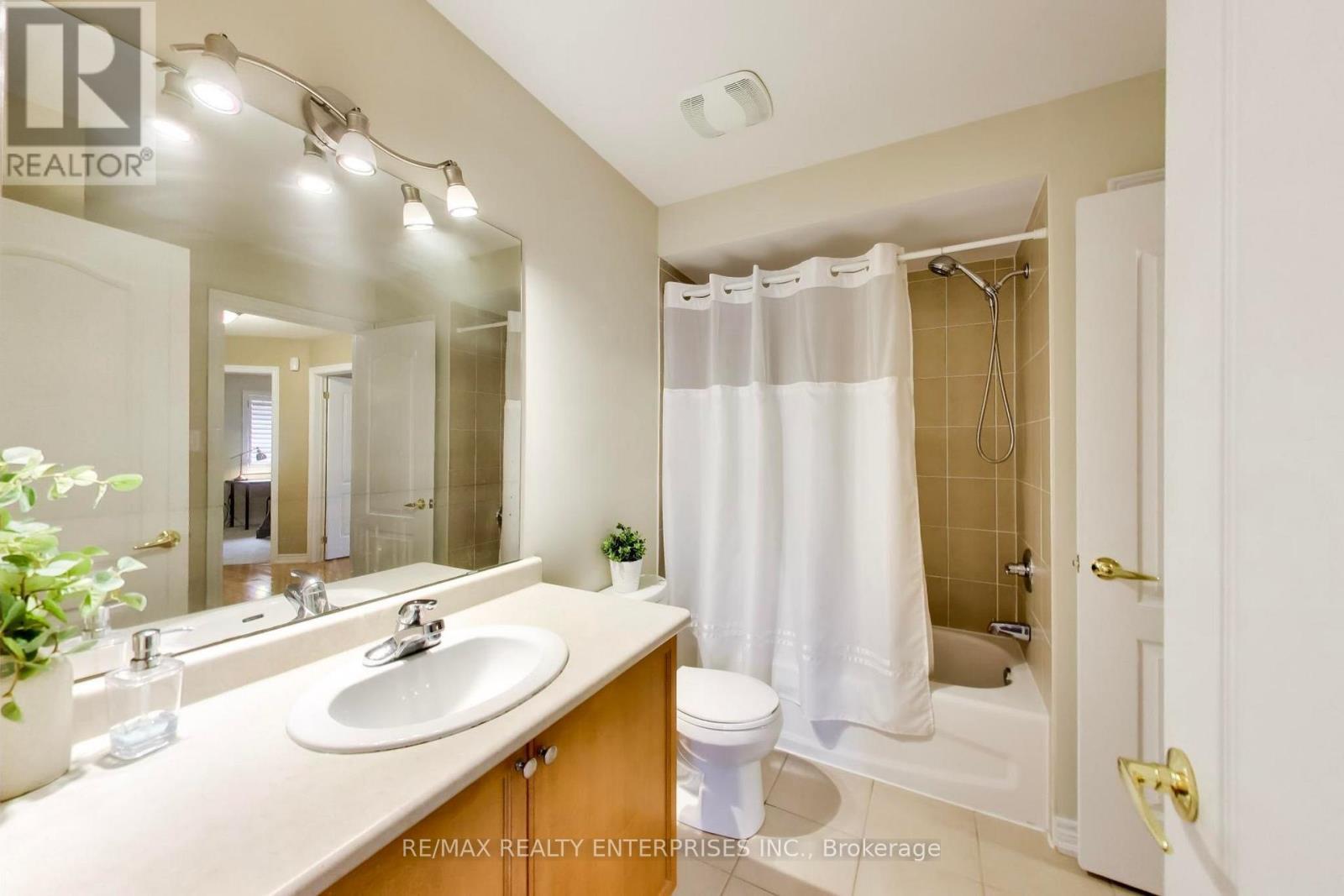 1613 Northmount Avenue, Mississauga, ON
