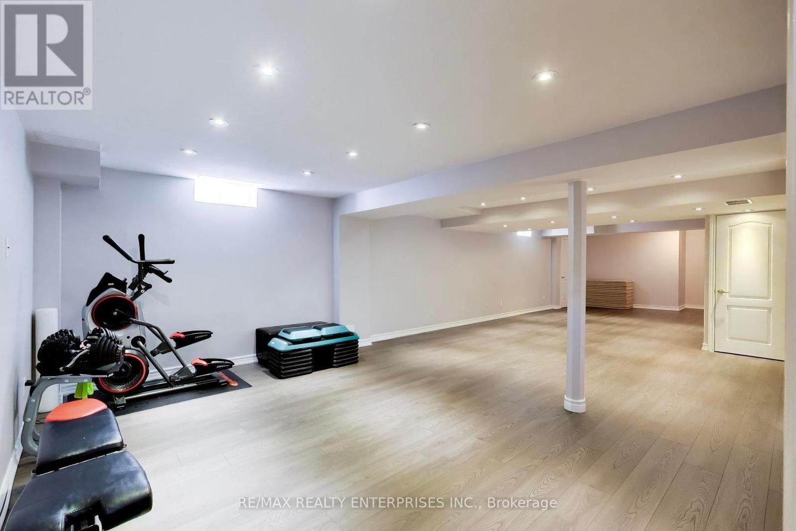 1613 Northmount Avenue, Mississauga, ON