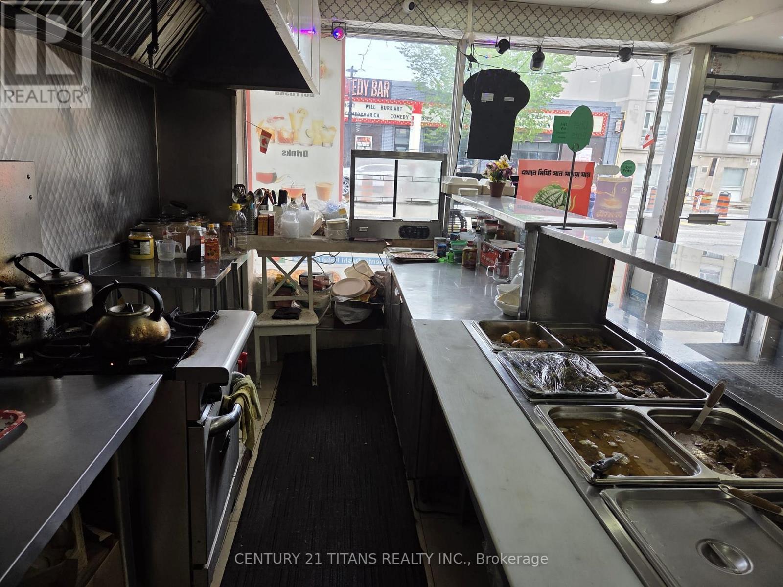2789 Danforth Avenue, Toronto, ON