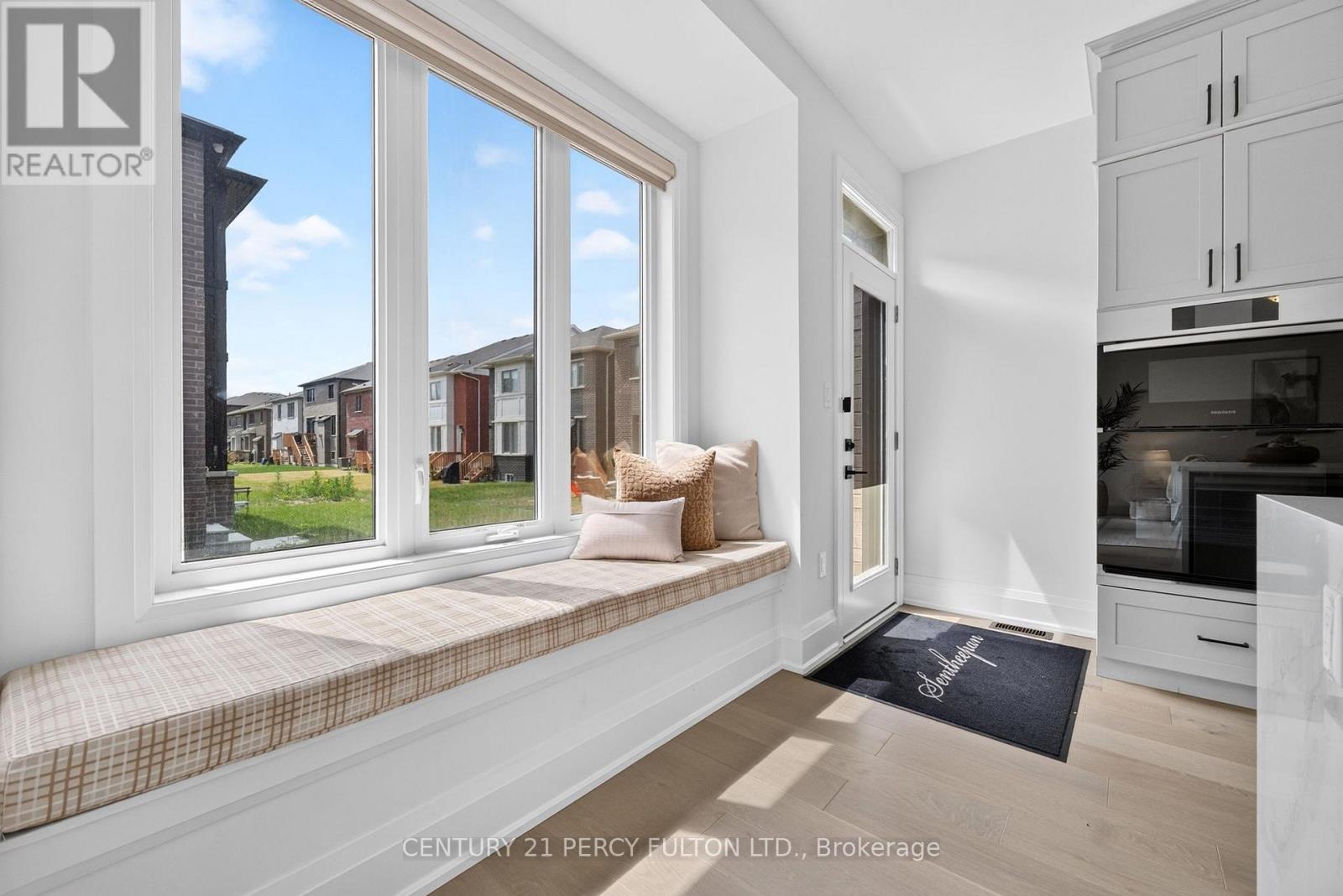 1477 Mockingbird Square, Pickering, ON
