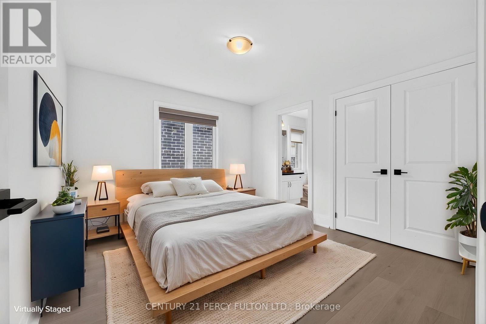 1477 Mockingbird Square, Pickering, ON