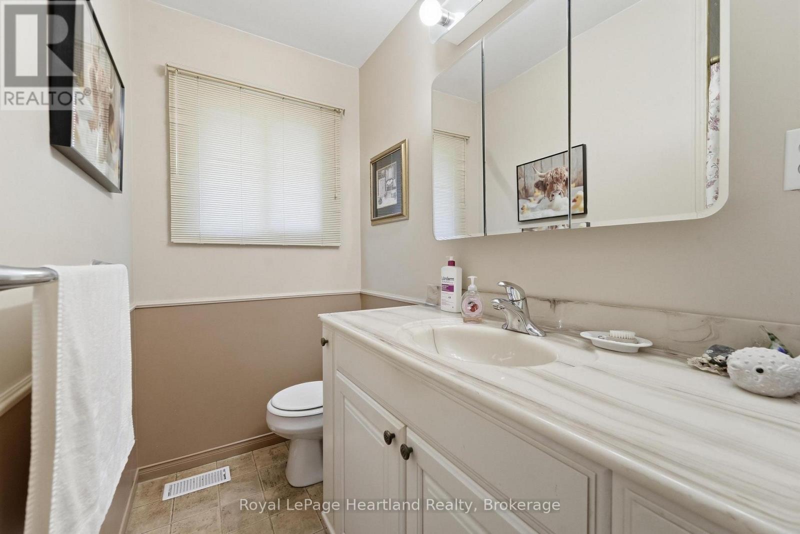 235 Hincks Street, Goderich (Goderich (Town)), ON