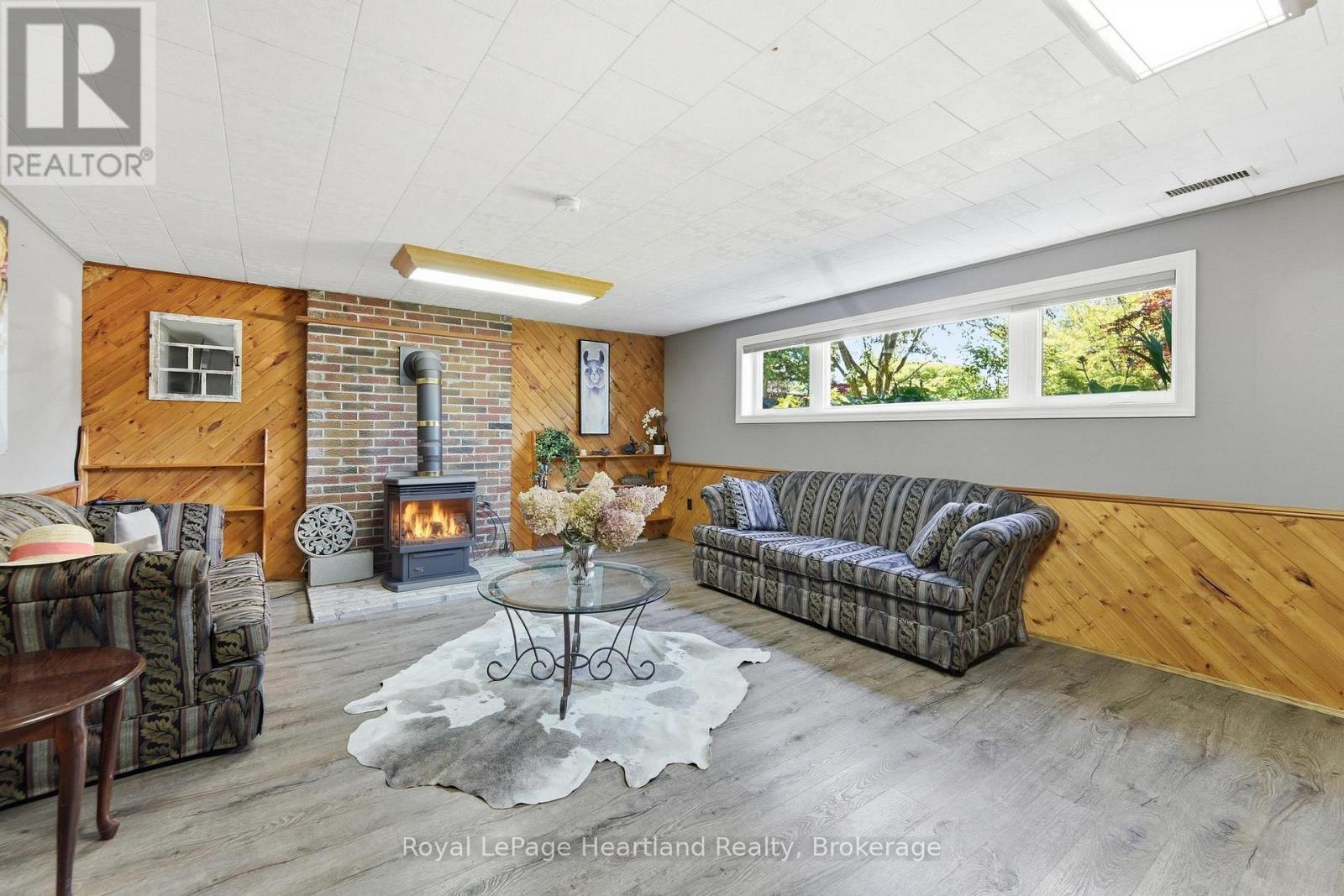 235 Hincks Street, Goderich (Goderich (Town)), ON