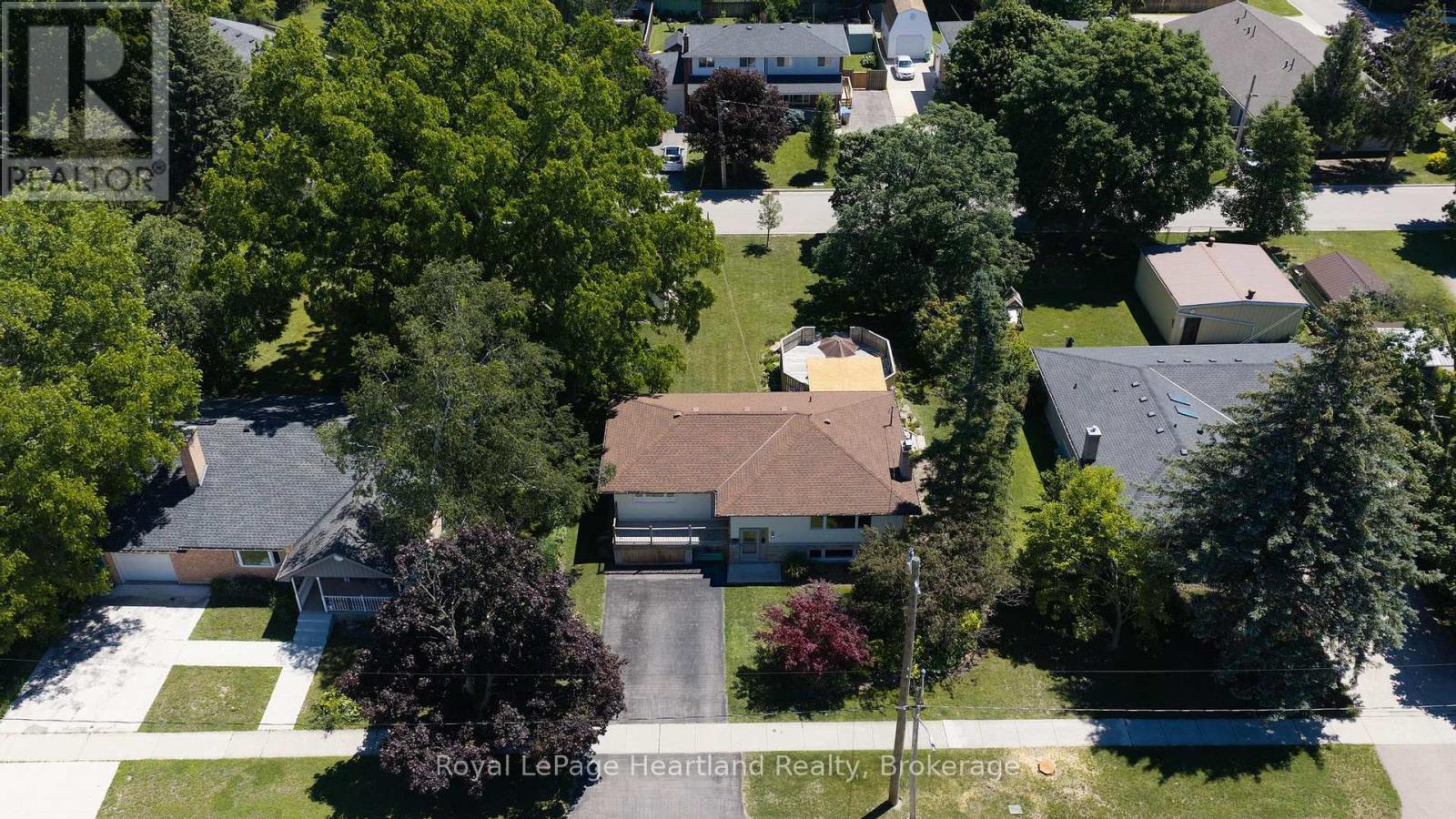 235 Hincks Street, Goderich (Goderich (Town)), ON