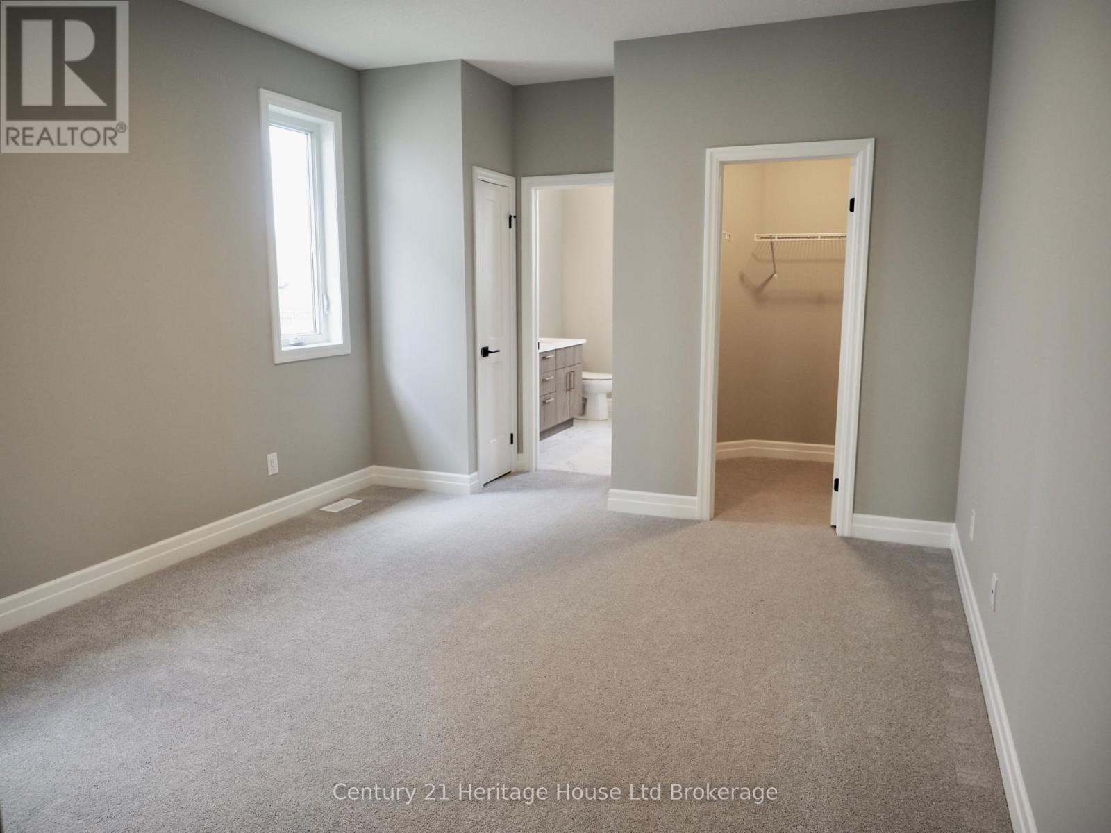 28 Sycamore Drive, Tillsonburg, ON - Indoor Photo Showing Other Room