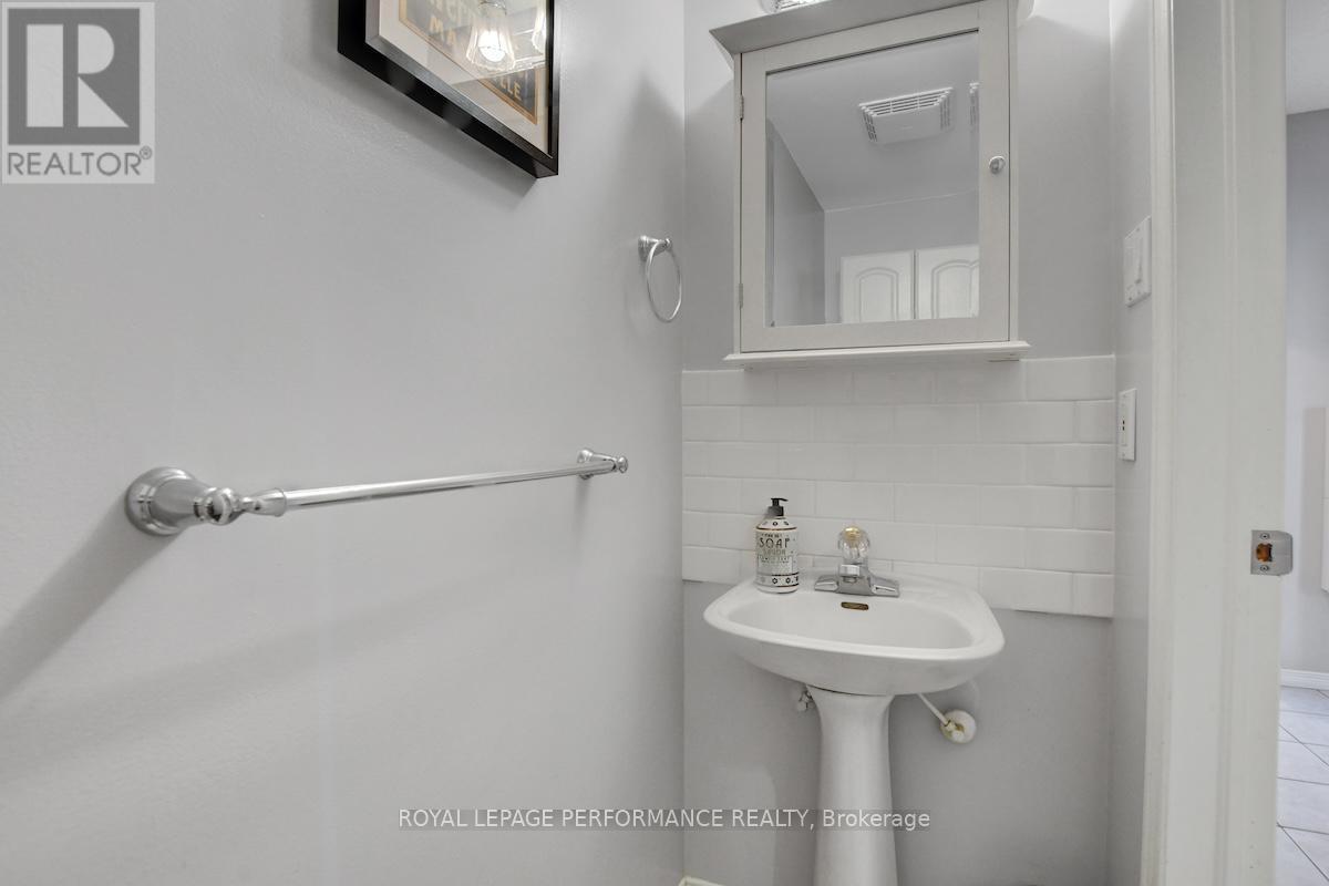 401D - 1 Columbus Avenue, Ottawa, ON