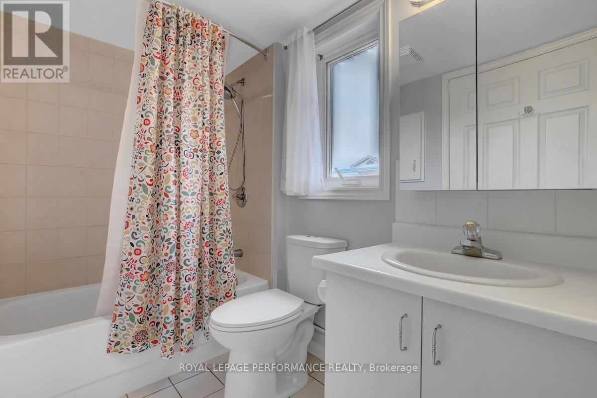 401D - 1 Columbus Avenue, Ottawa, ON