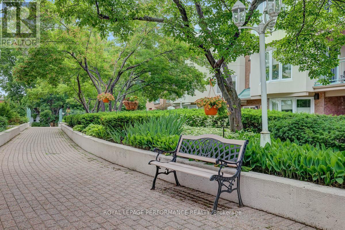 401D - 1 Columbus Avenue, Ottawa, ON