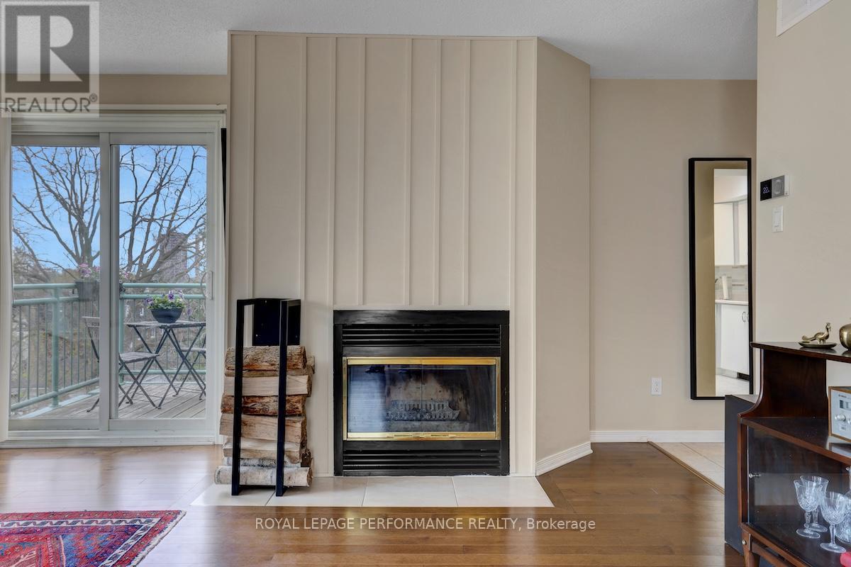 401D - 1 Columbus Avenue, Ottawa, ON
