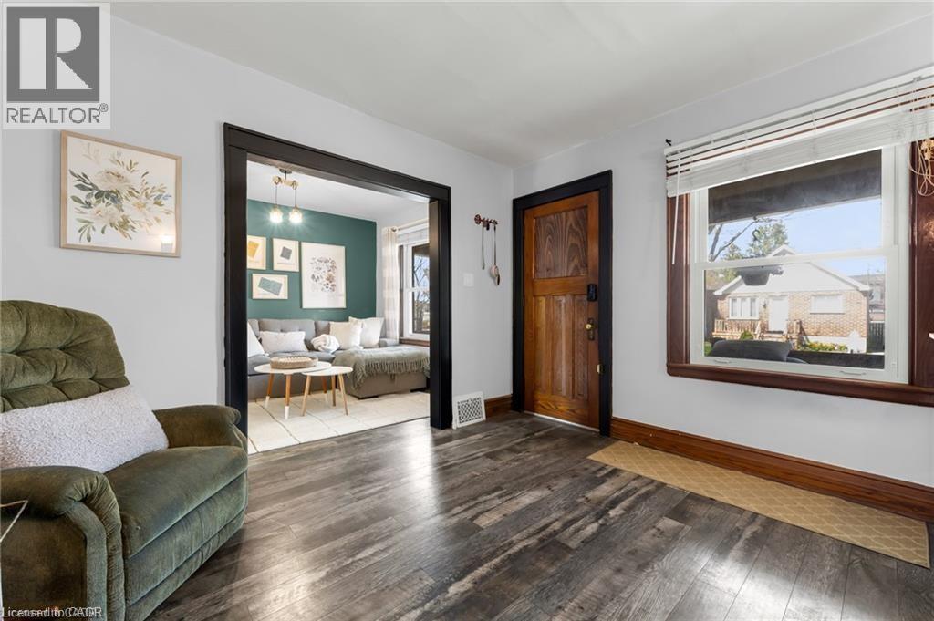 22 Cope Street, Hamilton, ON