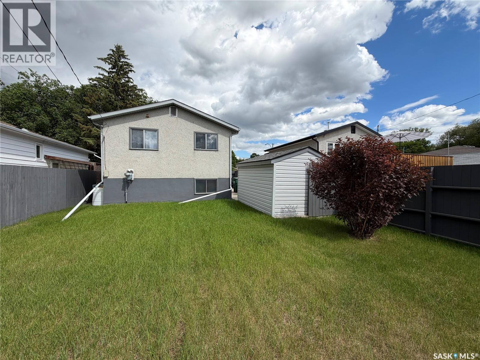 939 J Avenue N, Saskatoon, SK