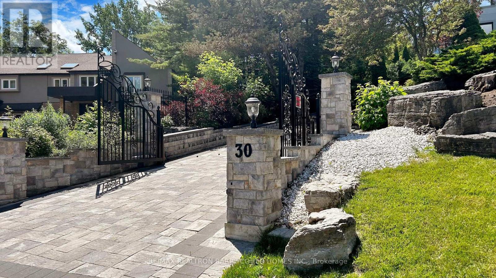 30 Marcus Court, Vaughan, ON