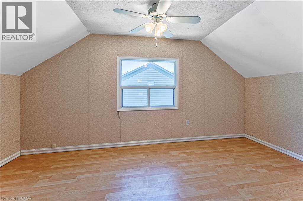 44 East 32Nd Street, Hamilton, ON