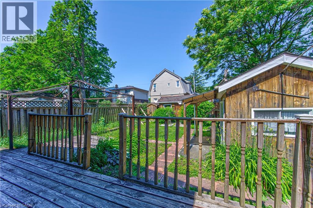 44 East 32Nd Street, Hamilton, ON