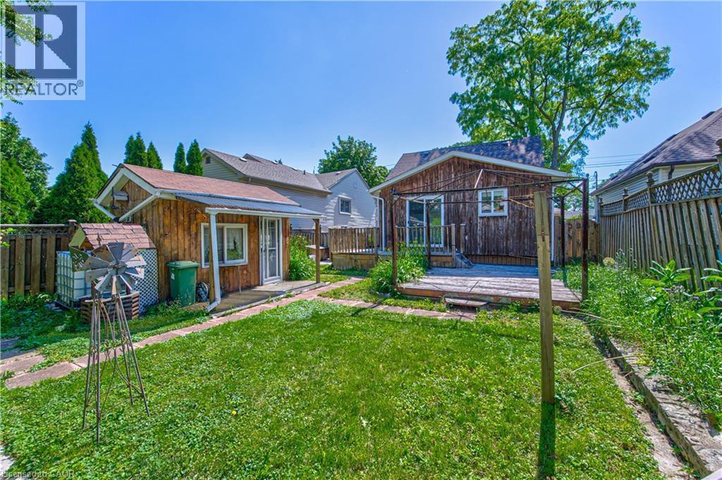 44 East 32Nd Street, Hamilton, ON