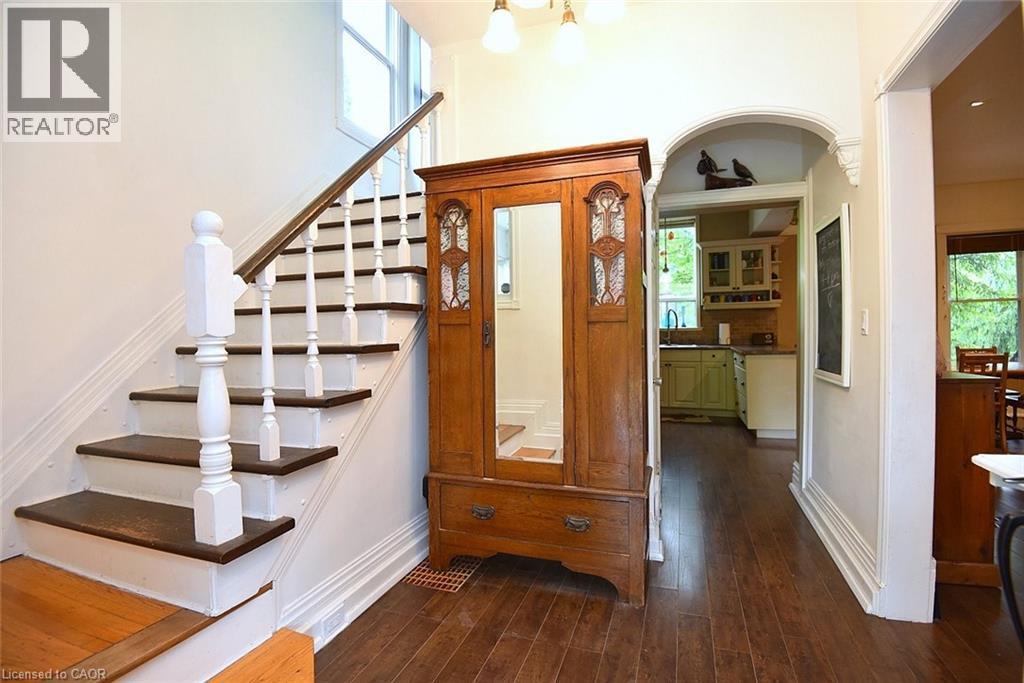 135 Alpine Avenue, Hamilton, ON - Indoor Photo Showing Other Room