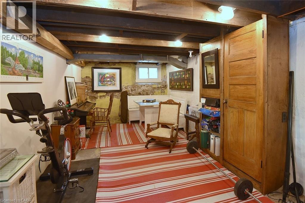 135 Alpine Avenue, Hamilton, ON - Indoor