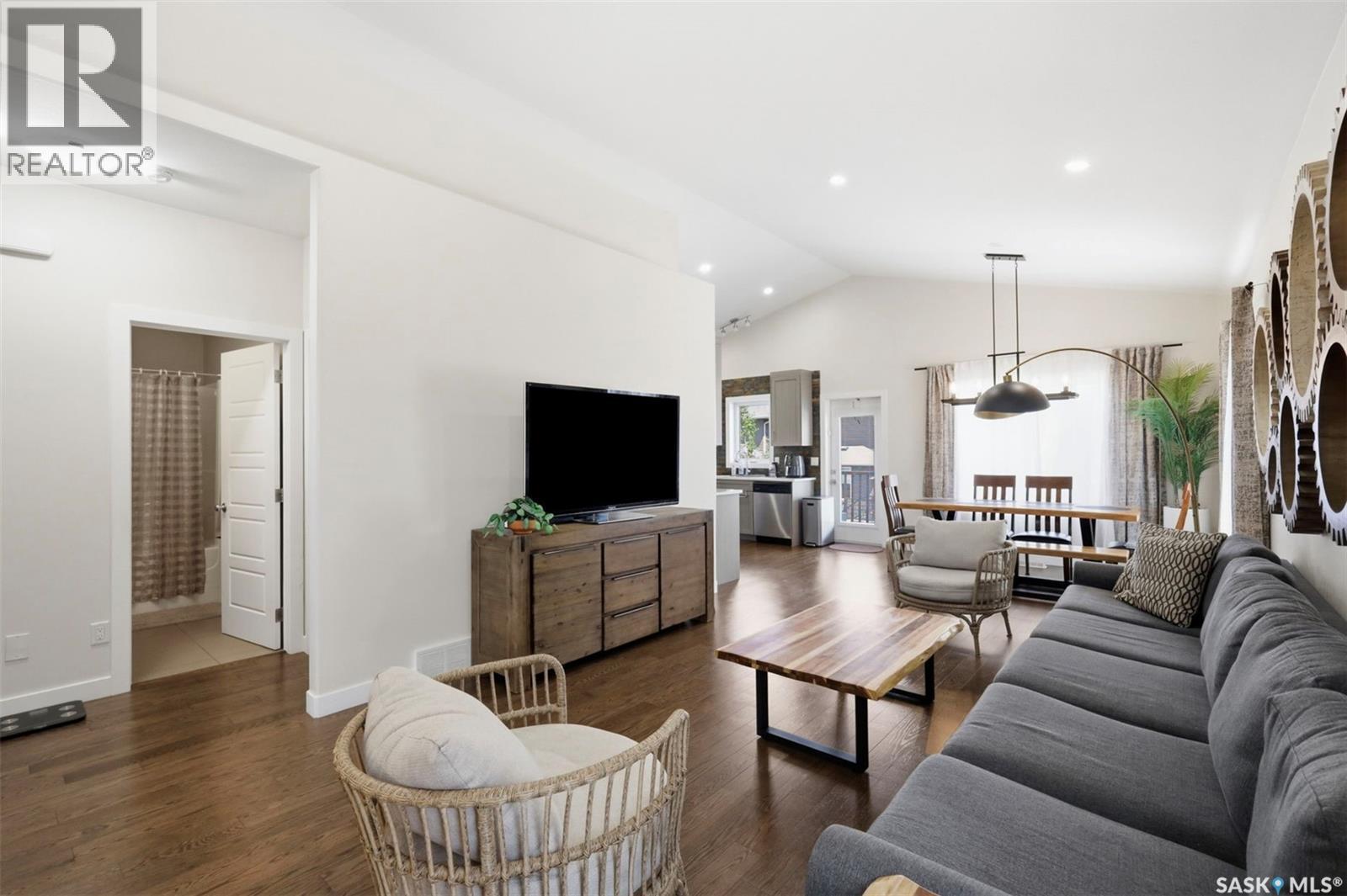359 Underhill Bend, Saskatoon, SK