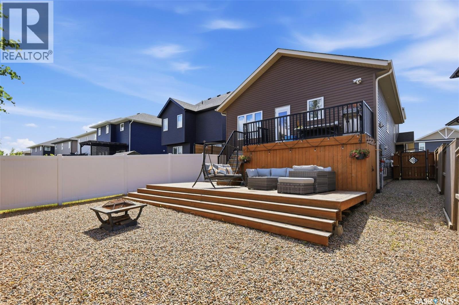 359 Underhill Bend, Saskatoon, SK