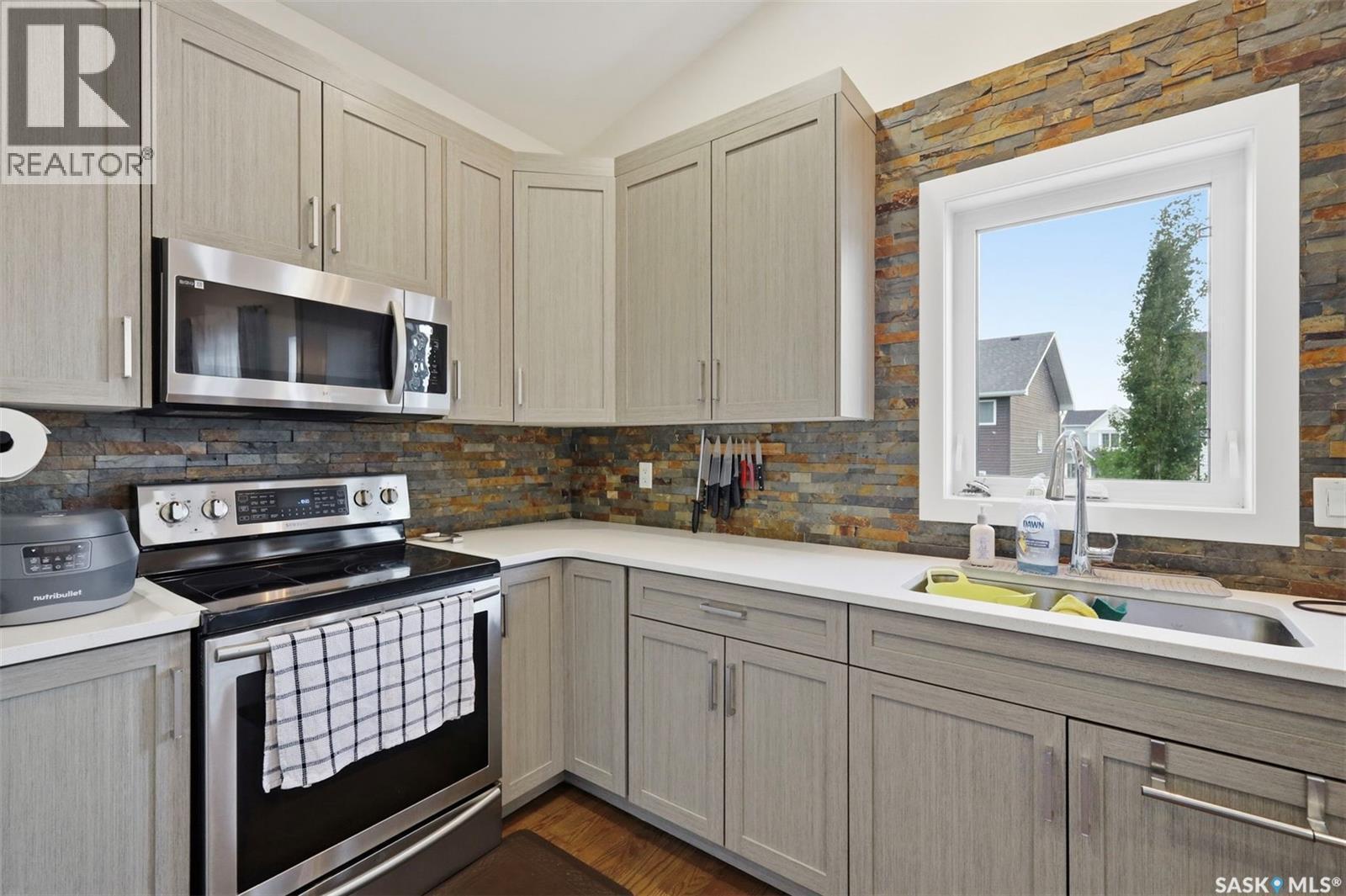 359 Underhill Bend, Saskatoon, SK