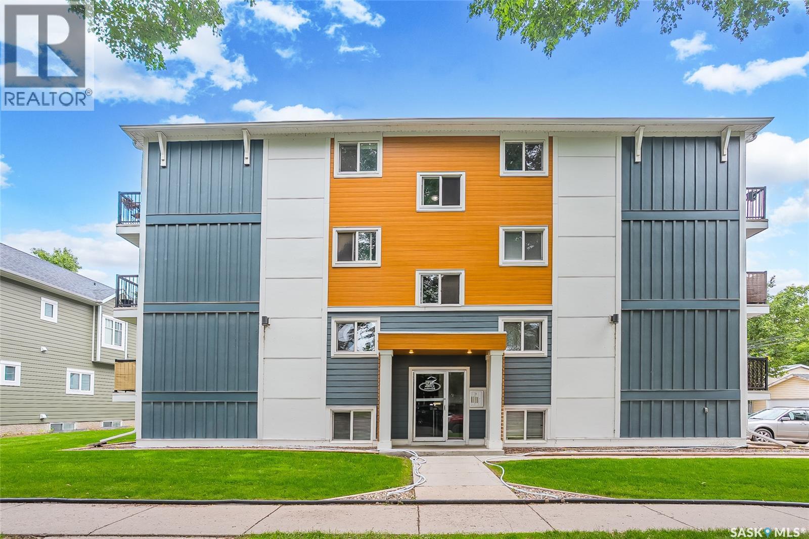 22 719 10Th Street E, Saskatoon, SK