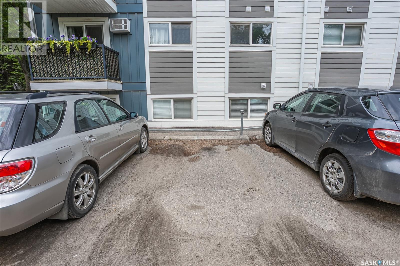 22 719 10Th Street E, Saskatoon, SK