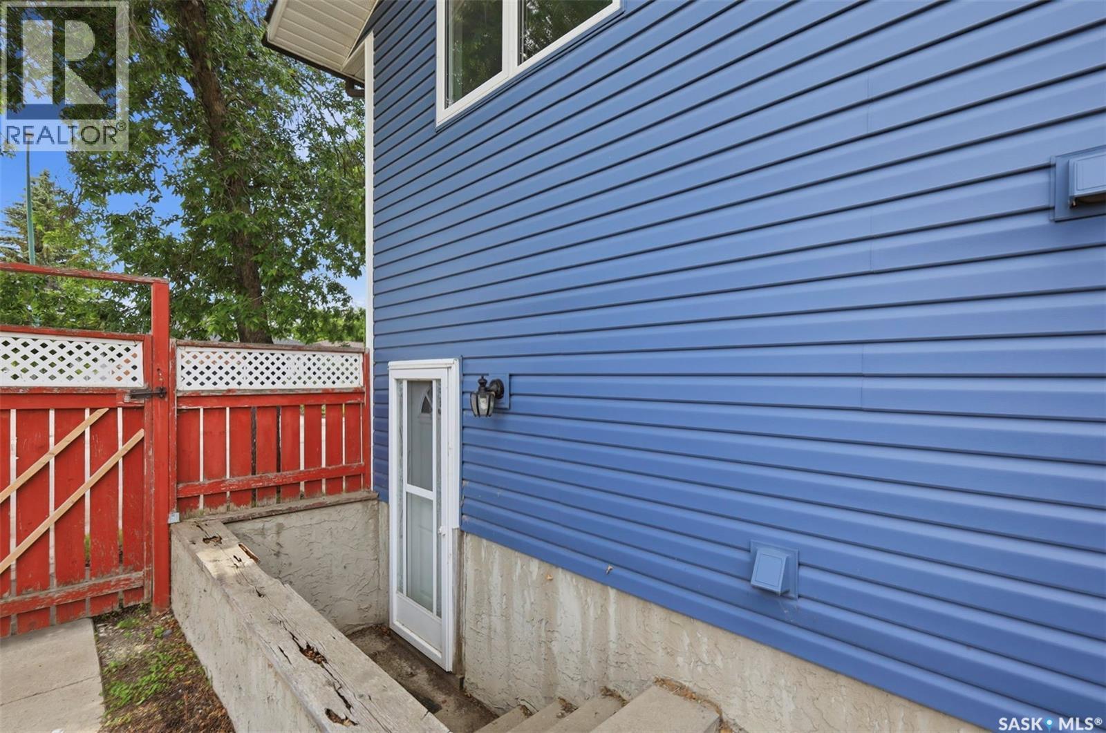 483 Wakabayashi Crescent, Saskatoon, SK