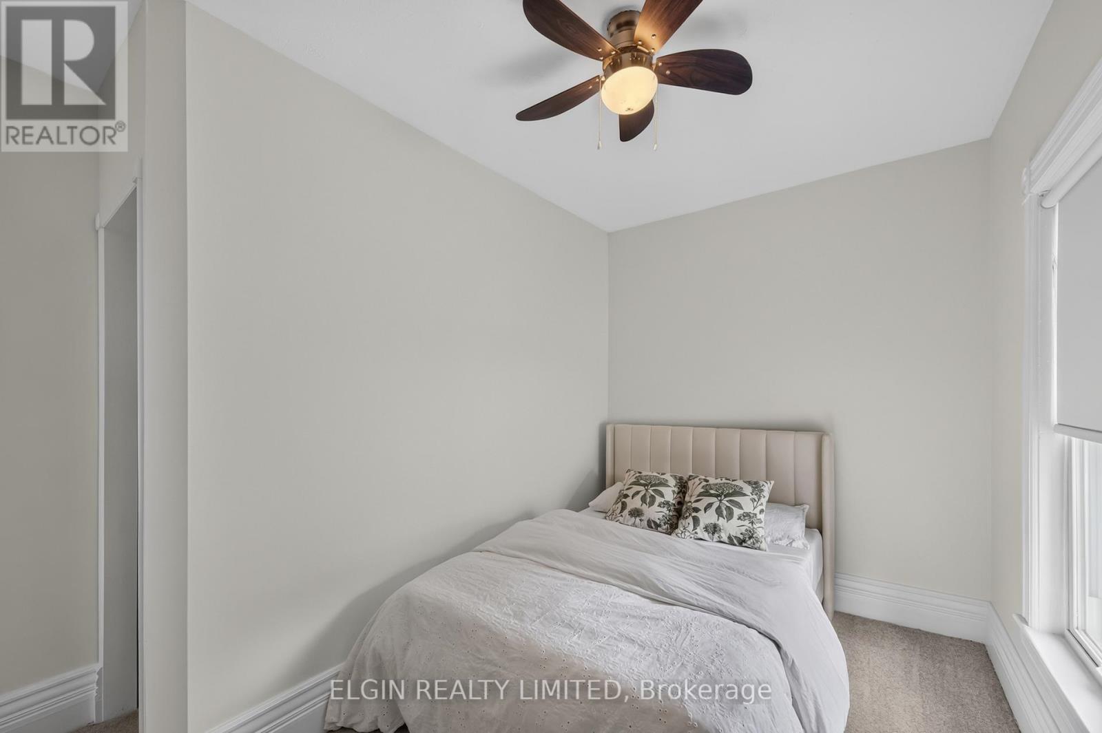 25 Locust Street, St. Thomas, ON - Indoor Photo Showing Bedroom