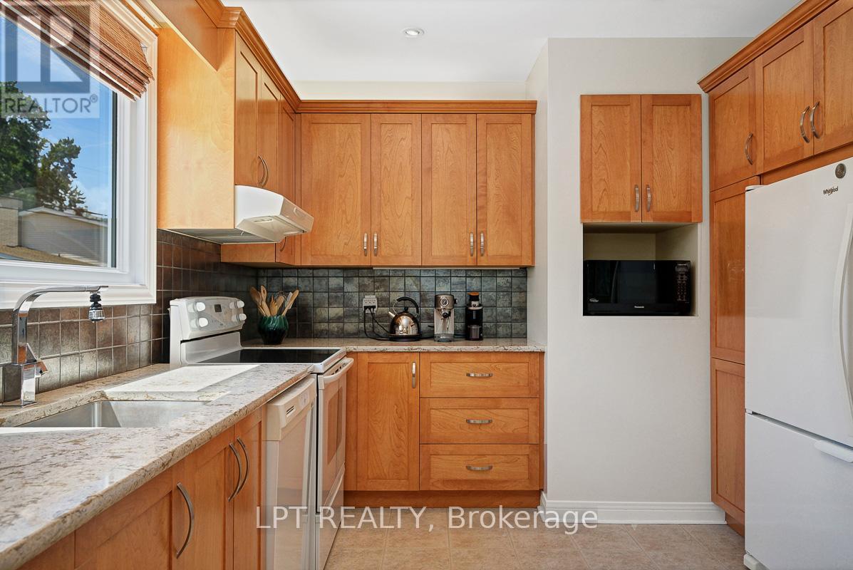 1772 Dunkirk Crescent, Ottawa, ON