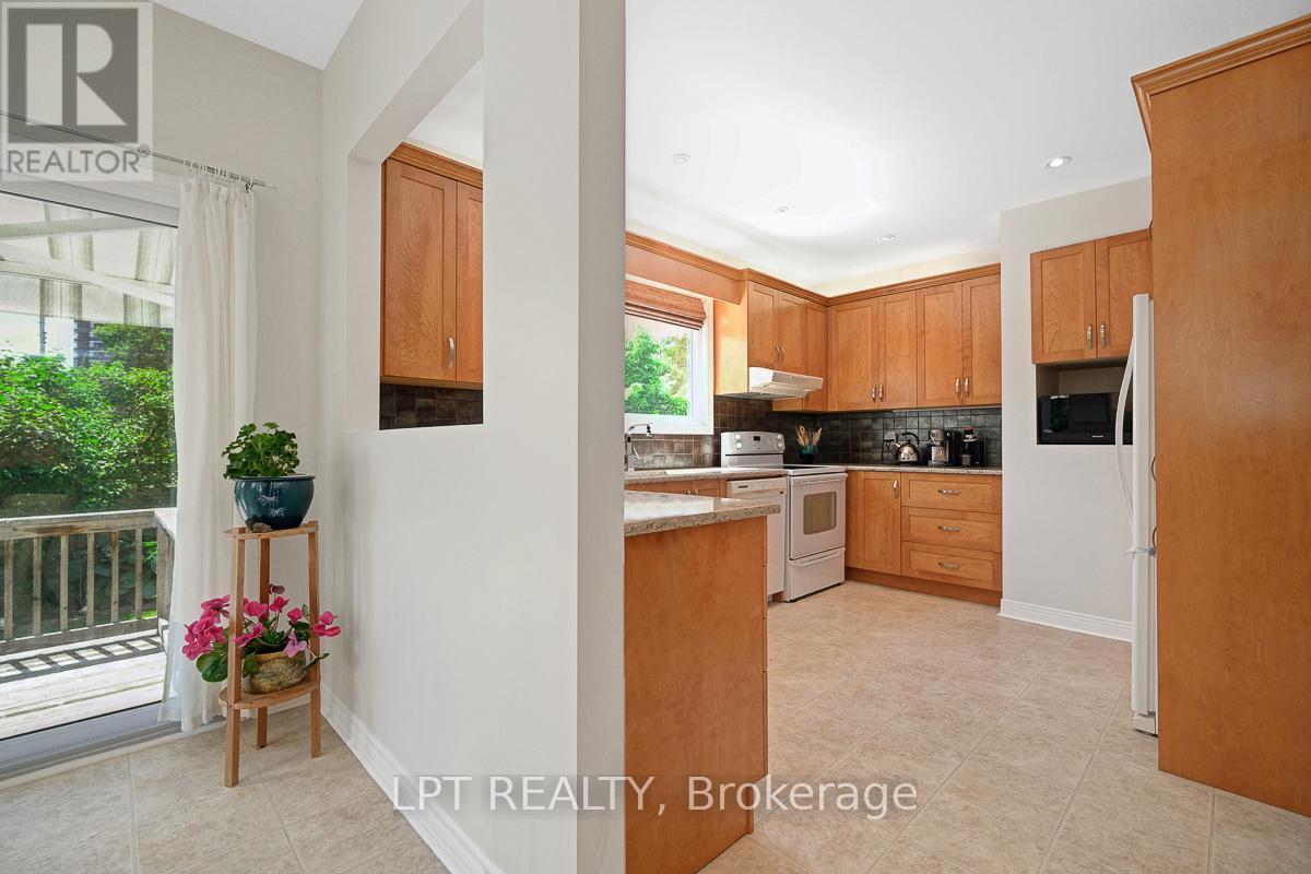 1772 Dunkirk Crescent, Ottawa, ON
