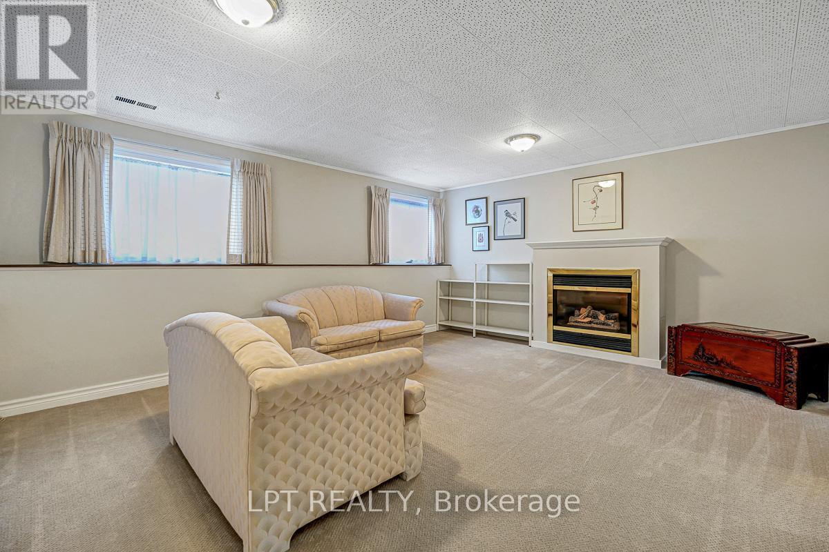 1772 Dunkirk Crescent, Ottawa, ON