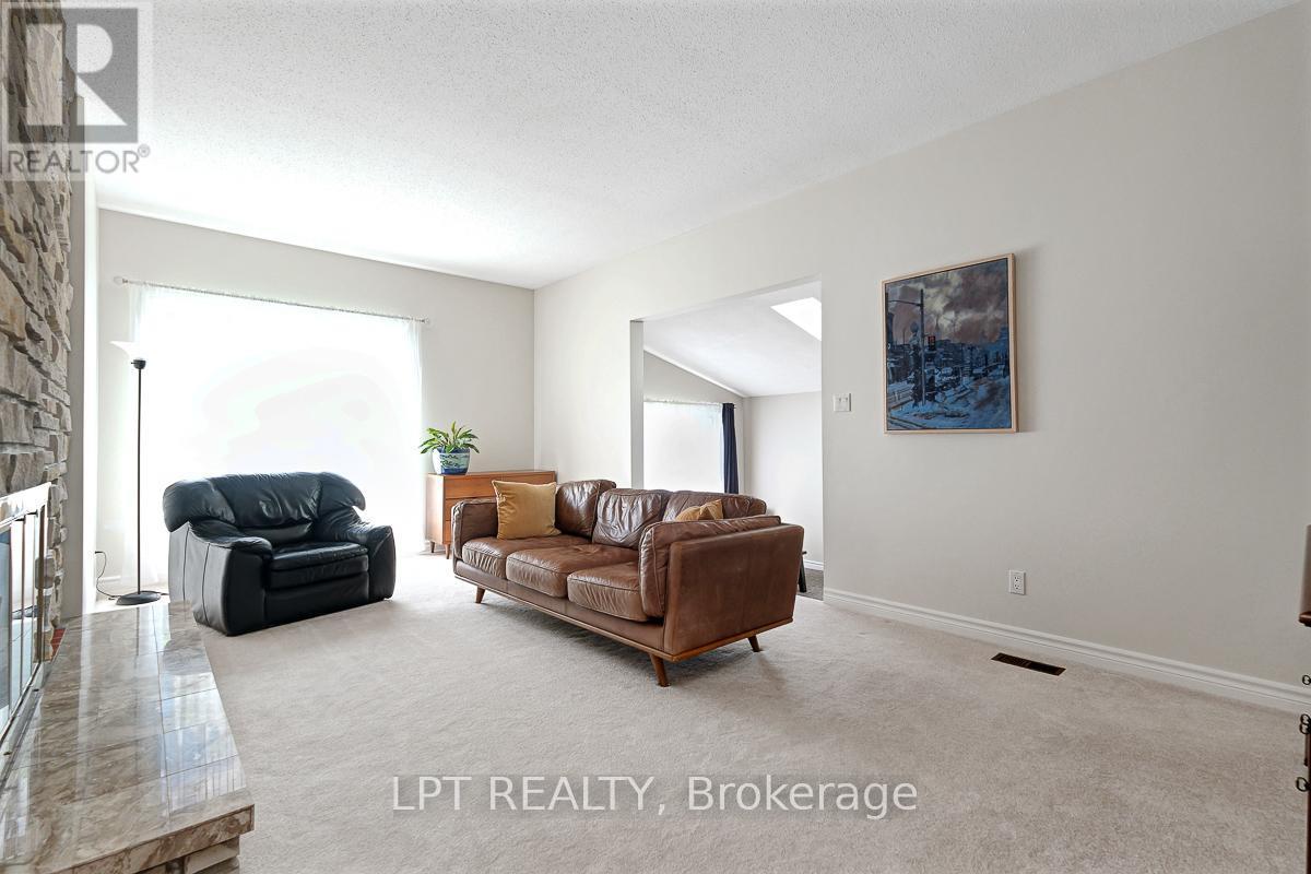 1772 Dunkirk Crescent, Ottawa, ON
