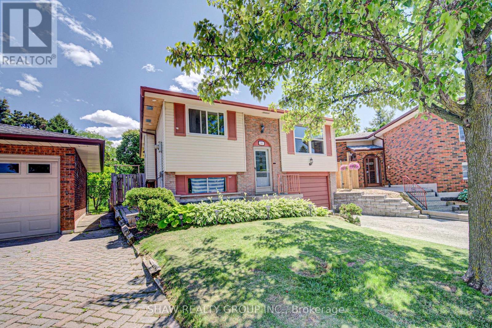 14 Krafty Court, Hamilton, ON