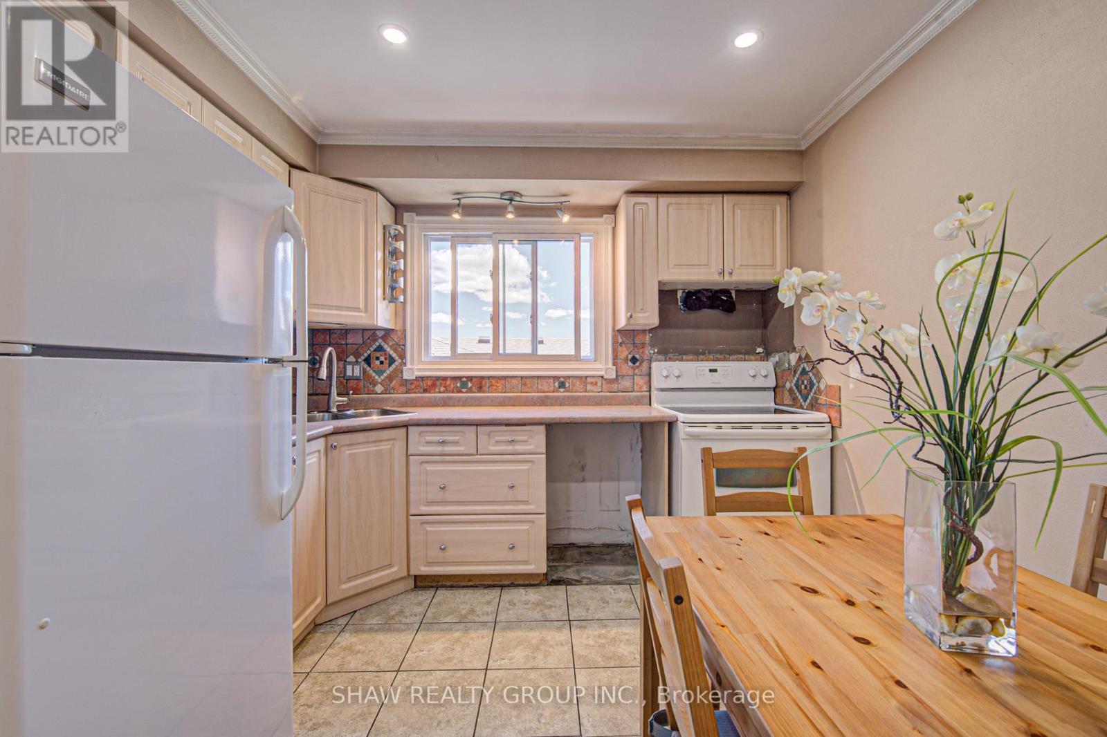 14 Krafty Court, Hamilton, ON