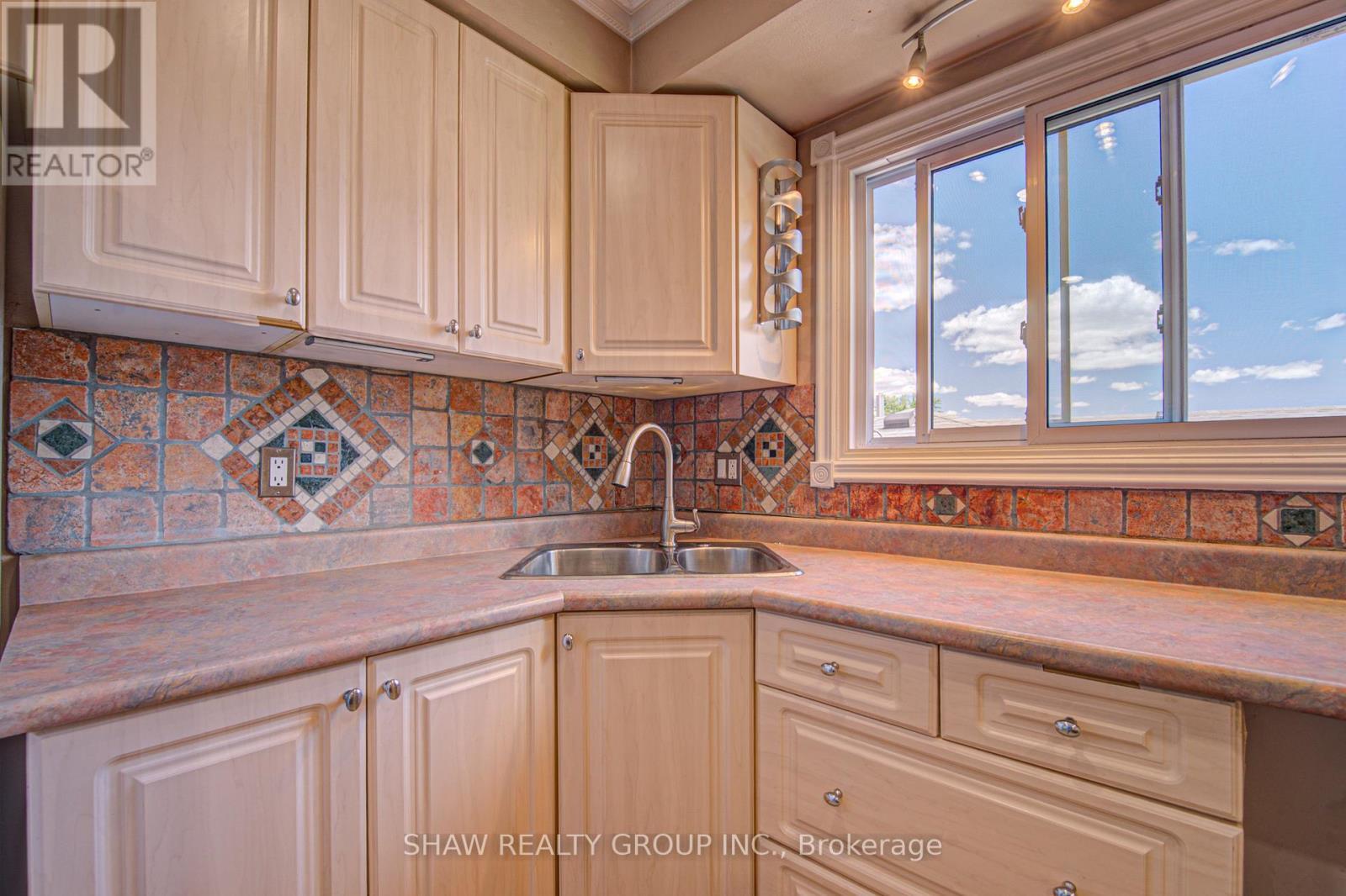 14 Krafty Court, Hamilton, ON