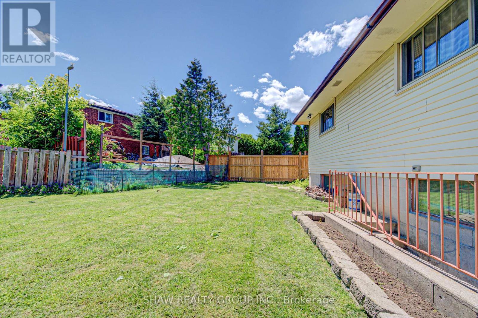 14 Krafty Court, Hamilton, ON