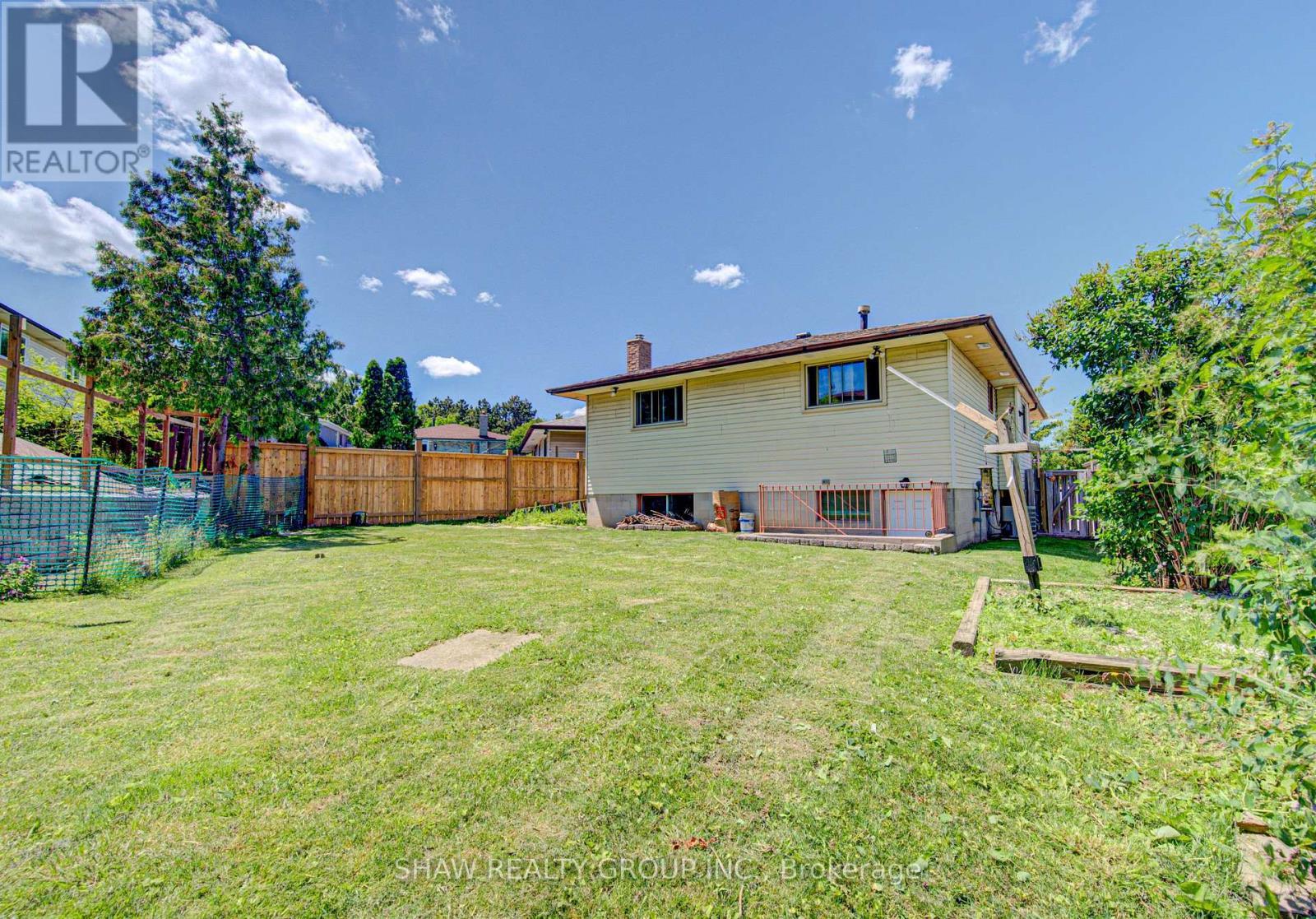 14 Krafty Court, Hamilton, ON