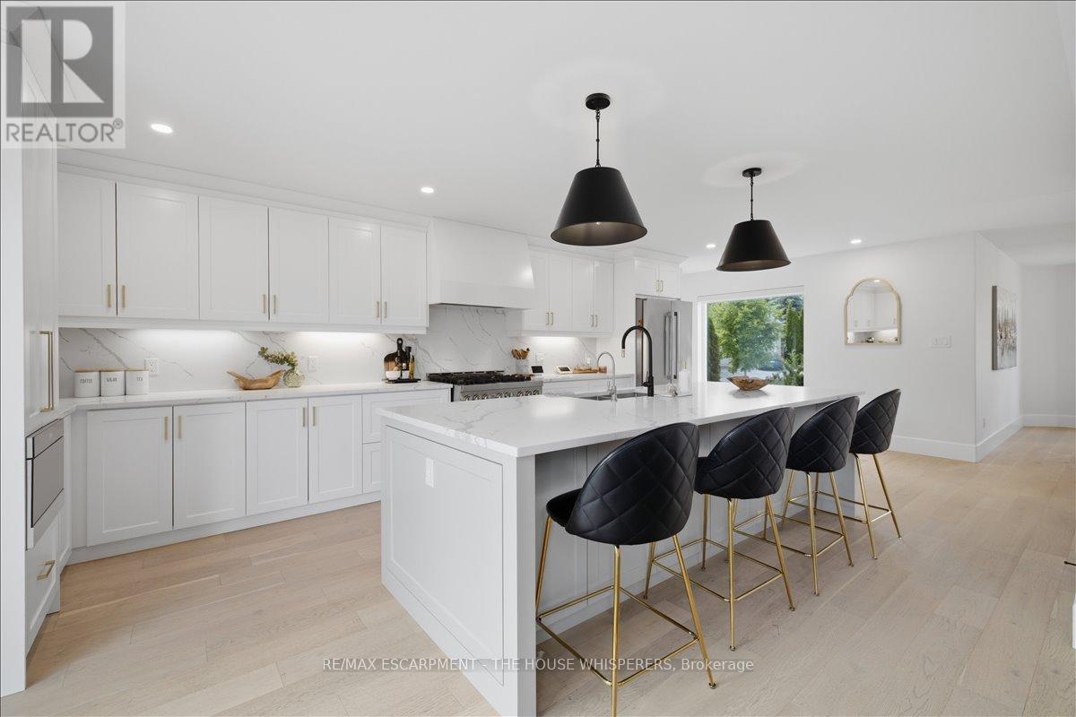 521 Falconridge Crescent, Kitchener, ON
