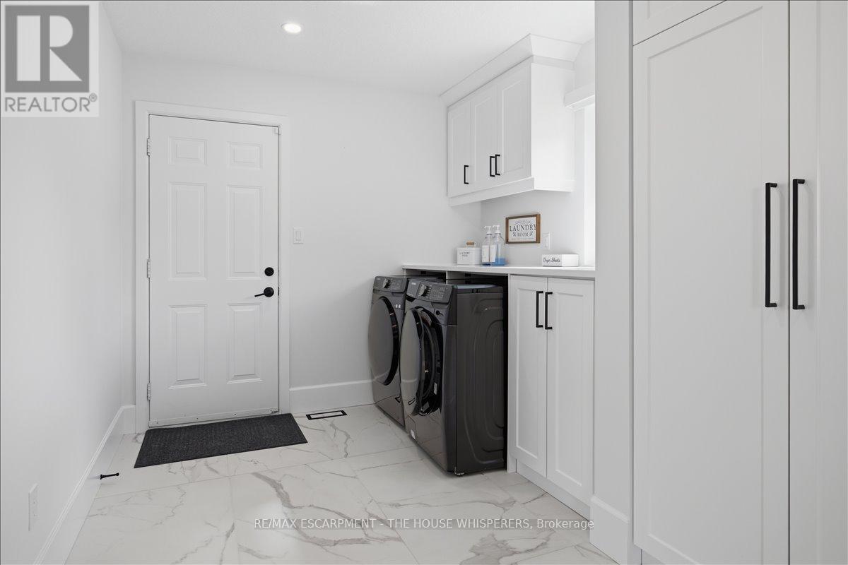 521 Falconridge Crescent, Kitchener, ON