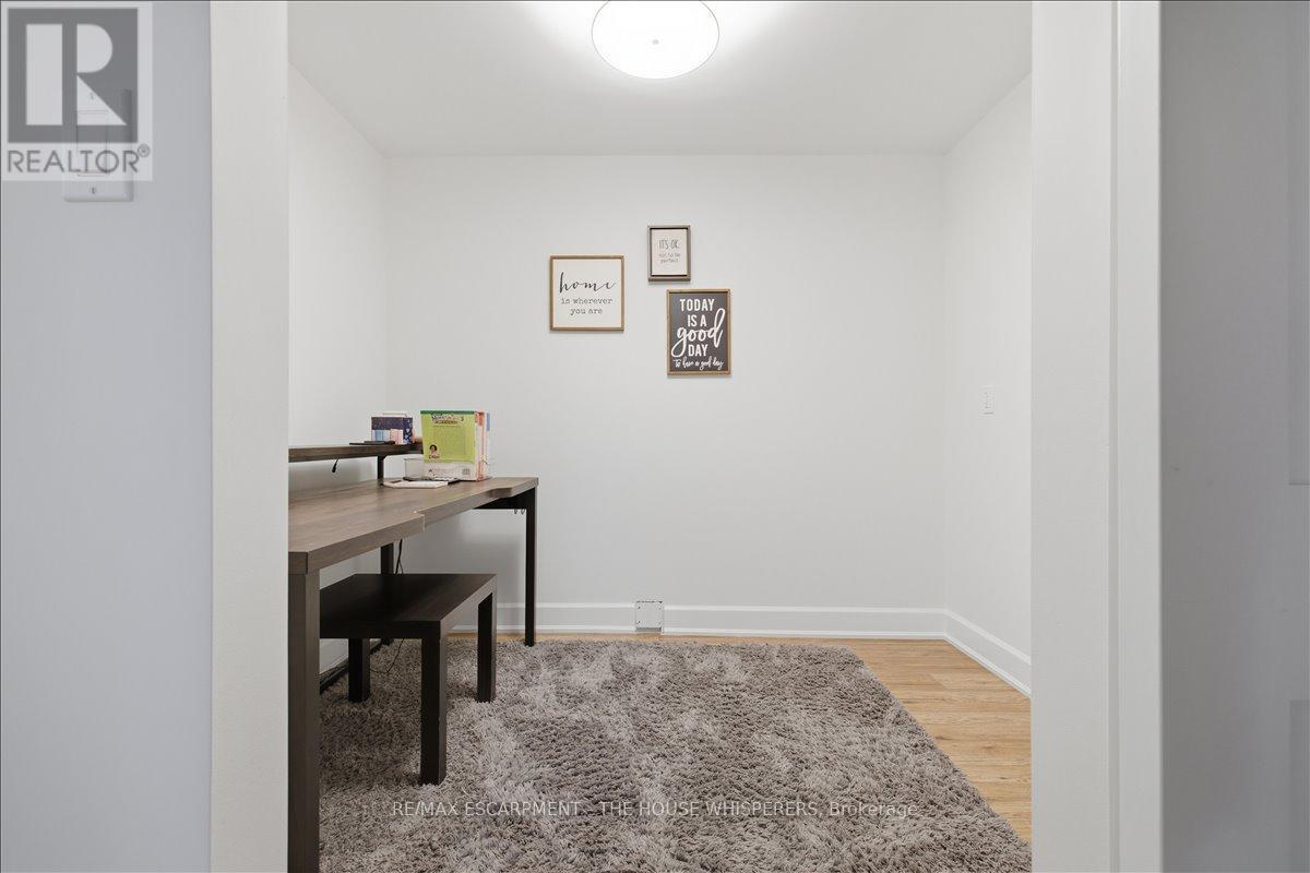 521 Falconridge Crescent, Kitchener, ON