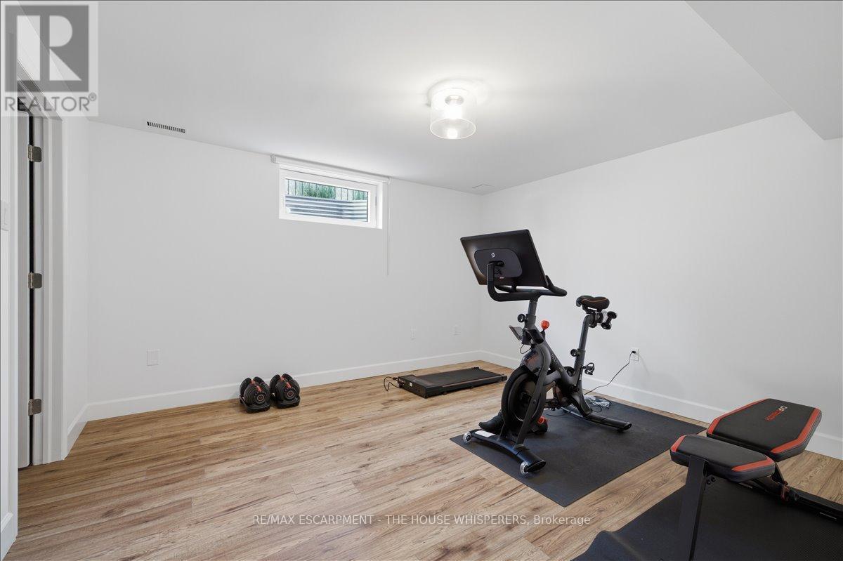 521 Falconridge Crescent, Kitchener, ON