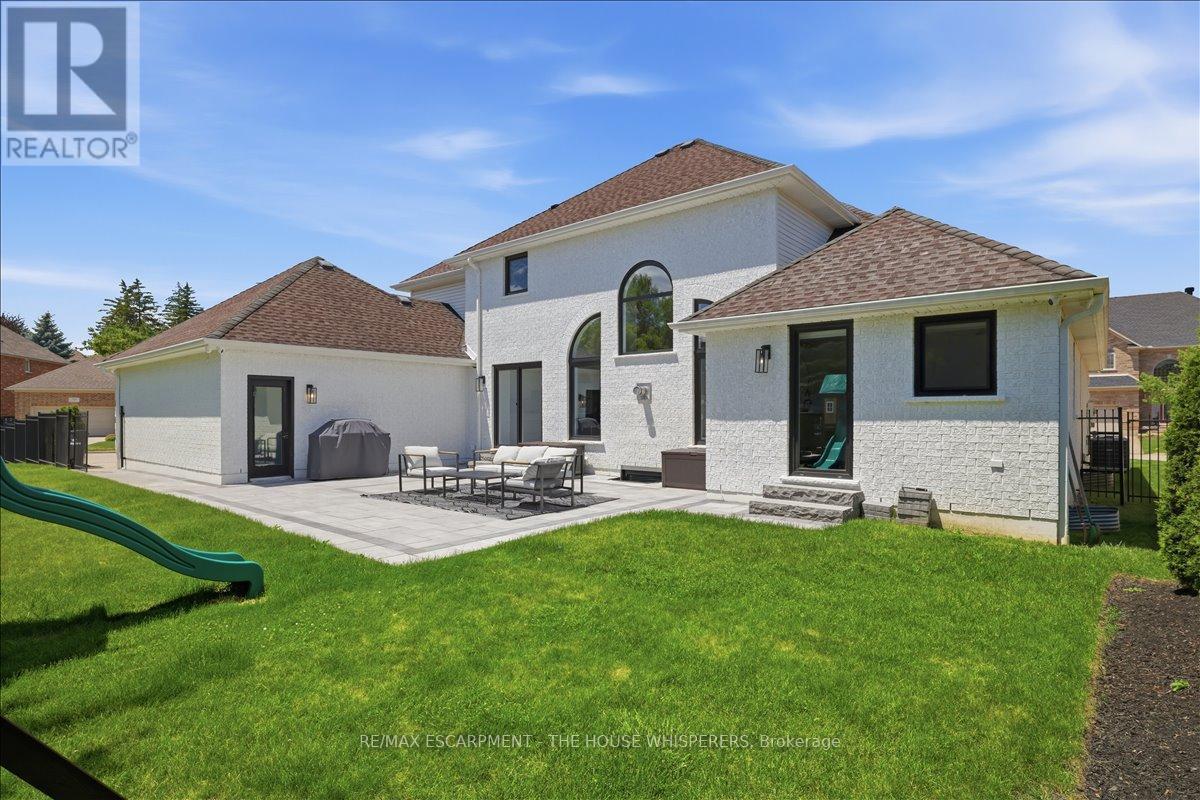 521 Falconridge Crescent, Kitchener, ON