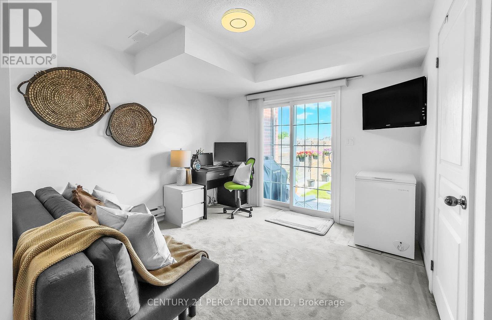 86 Magpie Way, Whitby, ON