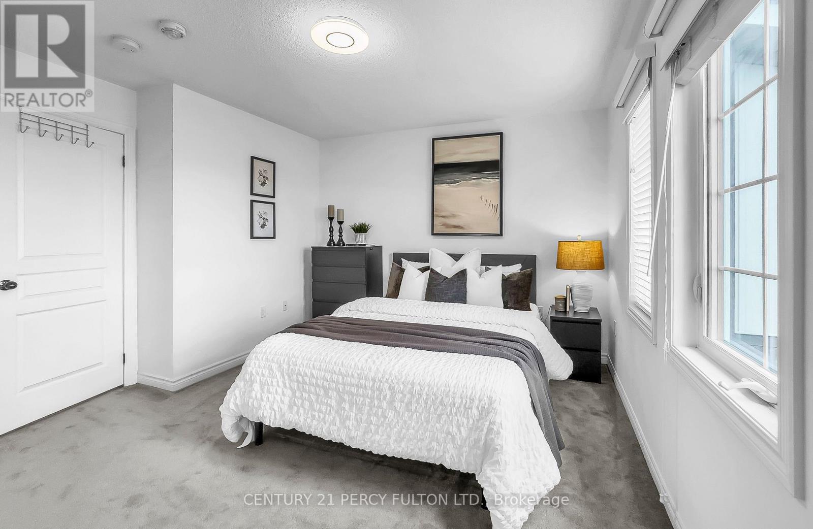 86 Magpie Way, Whitby, ON