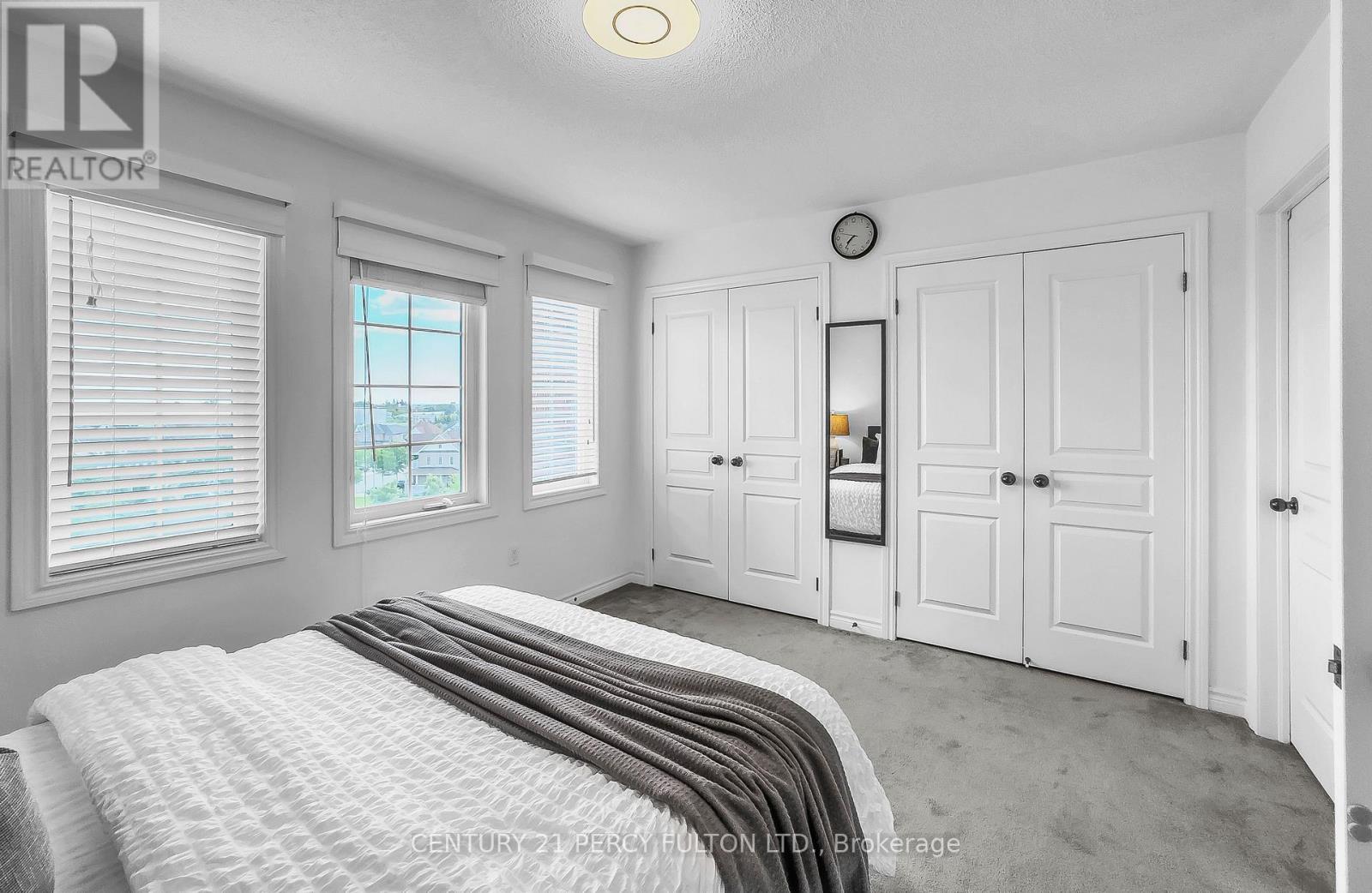 86 Magpie Way, Whitby, ON