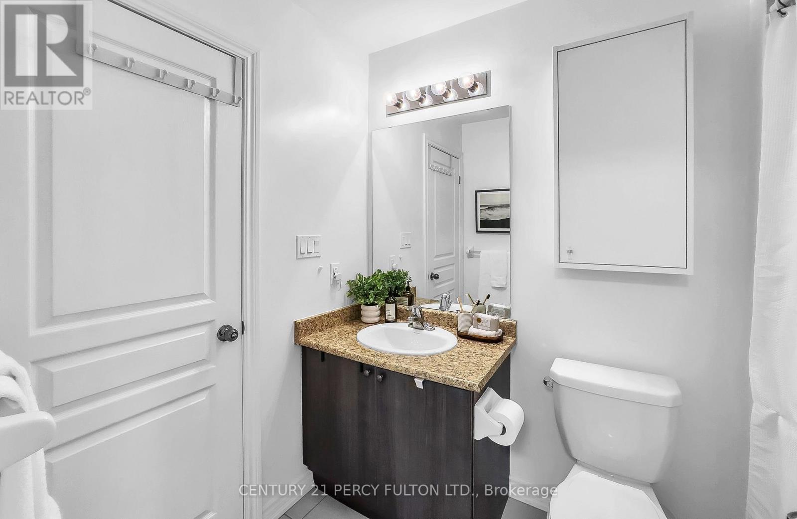 86 Magpie Way, Whitby, ON