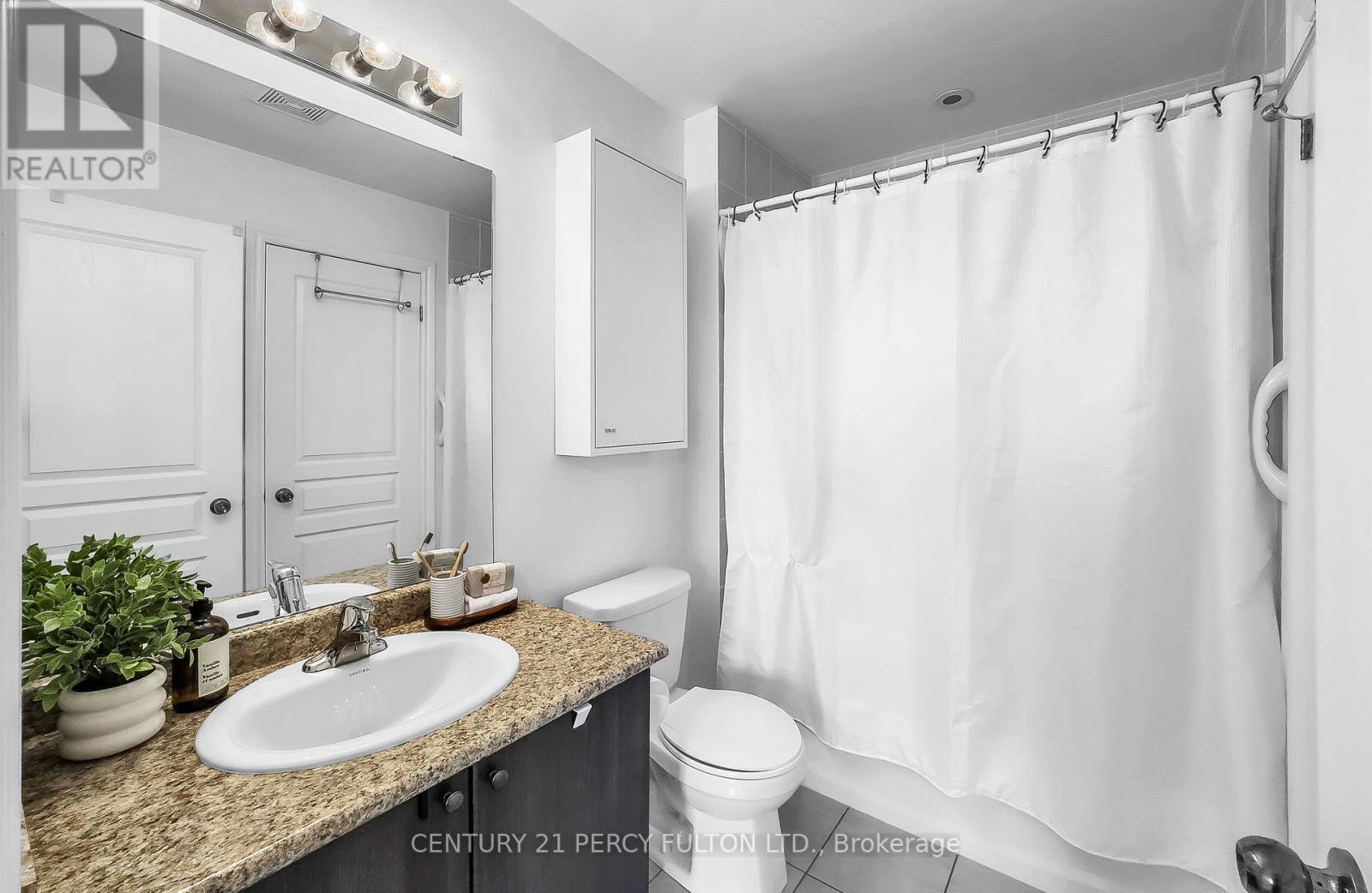 86 Magpie Way, Whitby, ON