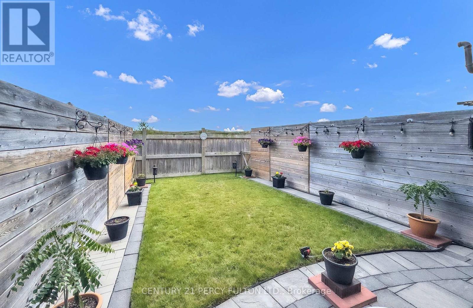 86 Magpie Way, Whitby, ON