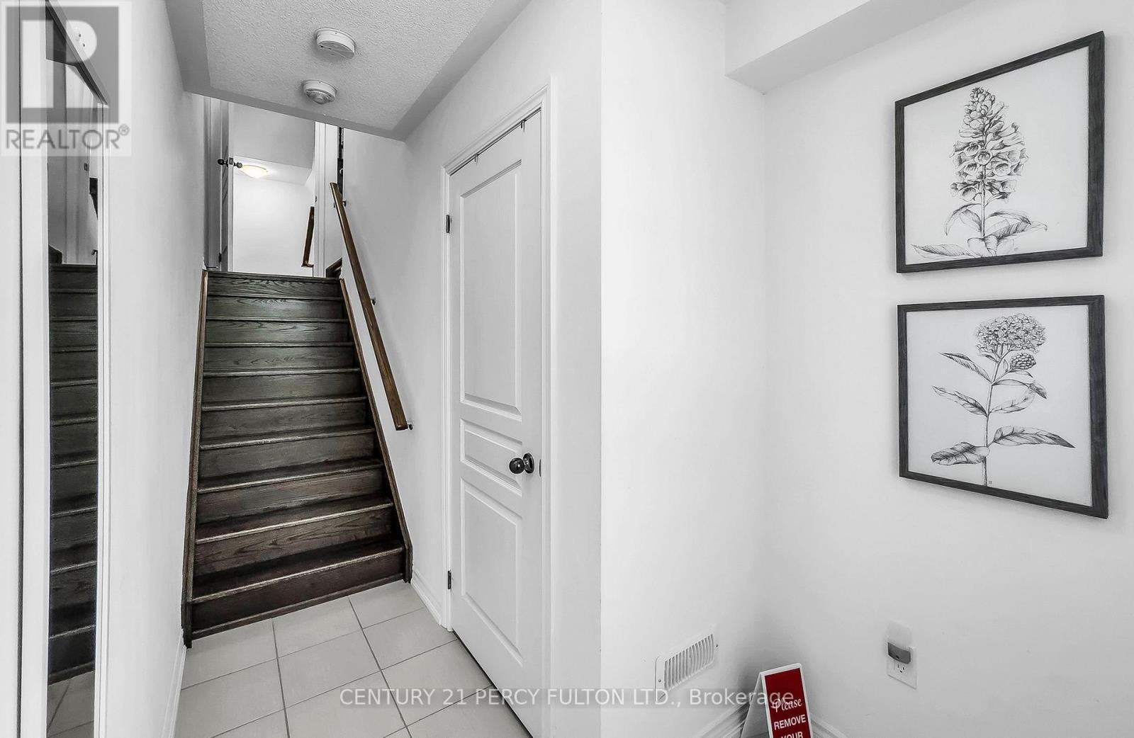 86 Magpie Way, Whitby, ON