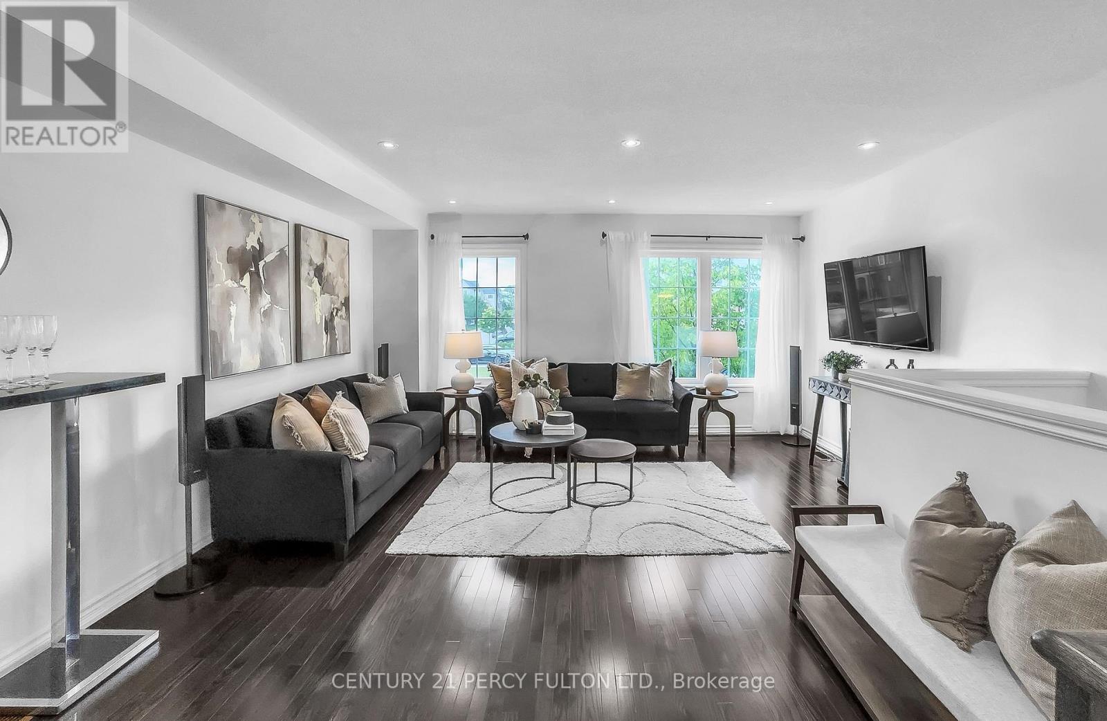 86 Magpie Way, Whitby, ON